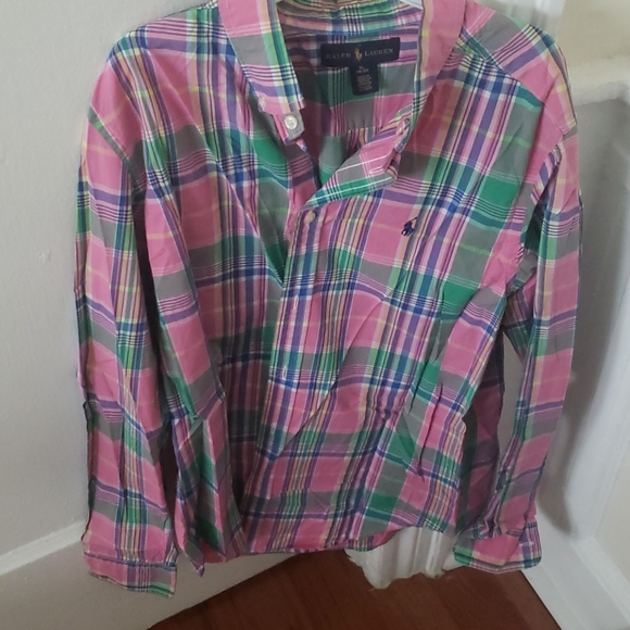 shirt - Picture 3 of 4